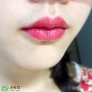 嬌蘭小黑裙022多少錢？嬌蘭小黑裙022專柜價格