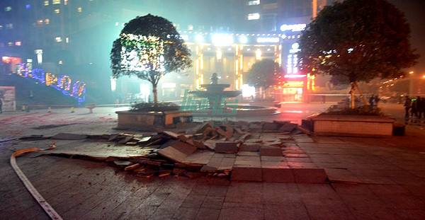 樹下燒螞蟻引爆化糞池 沼氣池化糞池為什么會爆炸 樹下燒螞蟻引爆化糞池 沼氣池化糞池為什么會爆炸