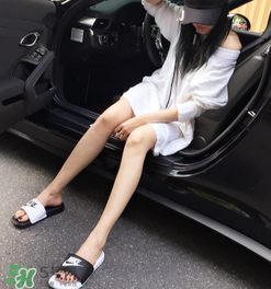 耐克鴛鴦拖鞋正品多少錢(qián)？nike鴛鴦拖鞋專柜價(jià)格