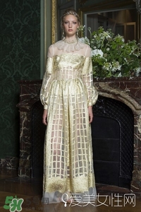 alberta ferretti阿爾伯特菲爾蒂是什么牌子_哪國的_檔次