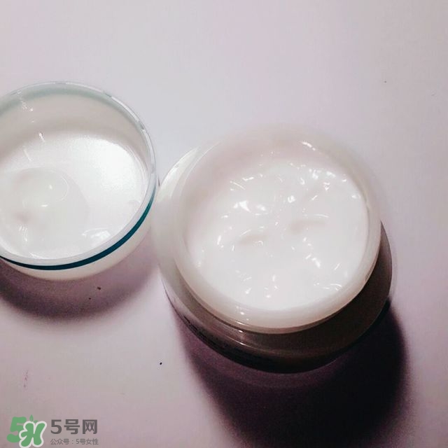 乳液和面霜要同時用嗎?乳液和面霜能一起用嗎 乳液和面霜要同時用嗎?乳液和面霜能一起用嗎
