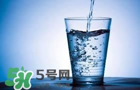30天不喝飲料，妹子的對比照令人震驚 喝白開水的好處