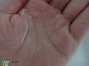 卸妝啫喱和卸妝油比哪個(gè)好 卸妝油和卸妝啫喱區(qū)別 卸妝啫喱和卸妝油比哪個(gè)好 卸妝油和卸妝啫喱區(qū)別