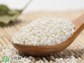 江米泡多久才可以包粽子？江米包粽子跑多長時間？