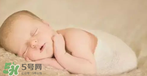 寶寶臍帶掉了要緊嗎？寶寶臍帶掉了出血了怎么辦？