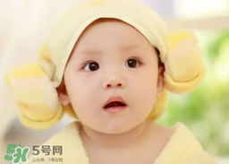 寶寶中暑的癥狀是什么？寶寶夏天如何判斷是否中暑？