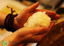 大米粽子怎么做？大米粽子煮多久能熟？