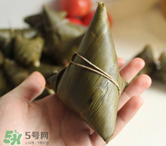 包粽子用什么糯米？包粽子的糯米要泡多久？