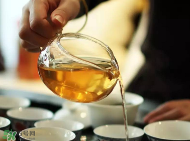 普洱生茶好喝還是熟茶好喝？普洱喝生茶還是熟茶？