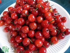 哺乳期能吃櫻桃嗎？哺乳期吃櫻桃寶寶會(huì)上火嗎？