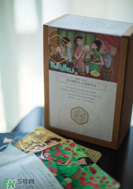 百雀羚三生花面膜怎么用？百雀羚三生花面膜用完要洗嗎？