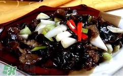 苦瓜能和木耳一起炒嗎？木耳可以和苦瓜一起吃嗎