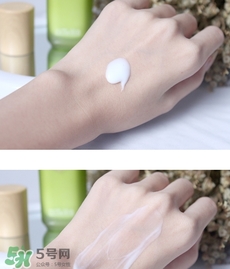 百雀羚三生花水乳怎么樣？百雀羚三生花水乳好用嗎？