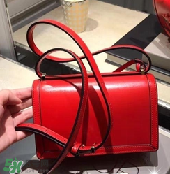 loewe三角包怎么看真假？羅意威巴塞羅那三角包真假辨別