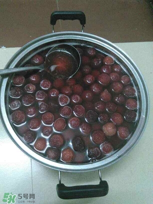 楊梅罐頭孕婦可以吃嗎？楊梅罐頭可以放多久？