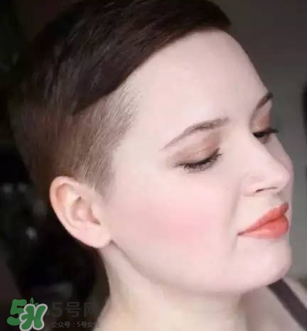 嬌蘭金管口紅怎么樣？嬌蘭金管限量口紅價格