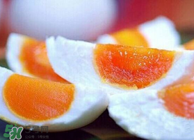 一個咸鴨蛋的熱量高嗎？一個咸鴨蛋的熱量是多少？