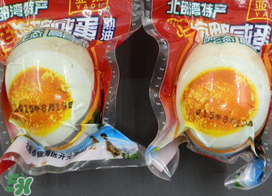 真空包裝的咸鴨蛋是熟的嗎？可以直接吃嗎？