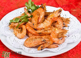 咸鴨蛋和蝦能一起吃嗎？咸蛋黃焗蝦怎么做？