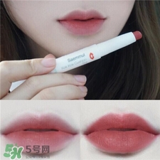 氣墊口紅怎么用?氣墊口紅和口紅的區(qū)別 氣墊口紅怎么用?氣墊口紅和口紅的區(qū)別