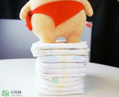 花王紙尿褲有幾個(gè)版本 花王紙尿褲的版本區(qū)別 花王紙尿褲有幾個(gè)版本 花王紙尿褲的版本區(qū)別