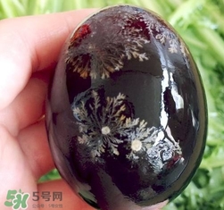 松花蛋是什么蛋？松花蛋是雞蛋還是鴨蛋？