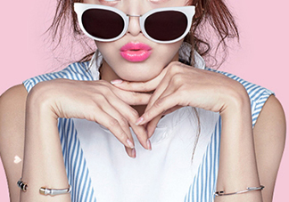 染唇液怎么用？染唇液使用方法