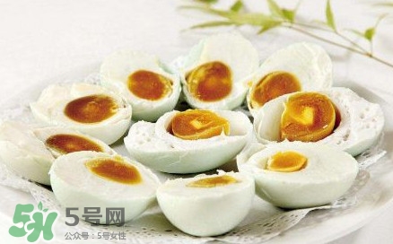 咸鴨蛋為什么要用酒？咸鴨蛋為什么不能多吃