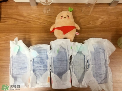 花王紙尿褲有幾個(gè)版本 花王紙尿褲的版本區(qū)別 花王紙尿褲有幾個(gè)版本 花王紙尿褲的版本區(qū)別