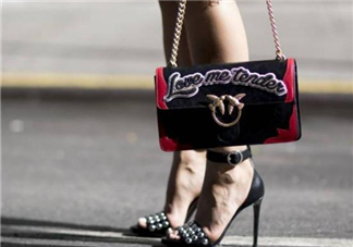 pinko燕子包多少錢？pinko燕子包專柜價(jià)格