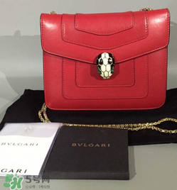 寶格麗蛇頭包正品多少錢？寶格麗蛇頭包專柜價格