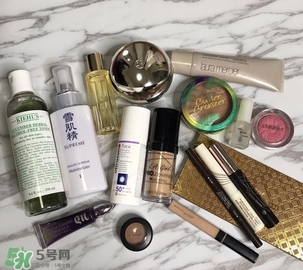短途旅行帶什么化妝品 適合短途旅游的化妝品推薦 短途旅行帶什么化妝品 適合短途旅游的化妝品推薦