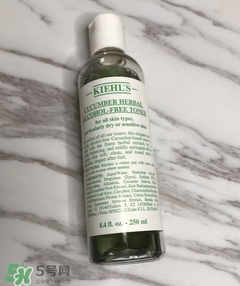 短途旅行帶什么化妝品 適合短途旅游的化妝品推薦 短途旅行帶什么化妝品 適合短途旅游的化妝品推薦