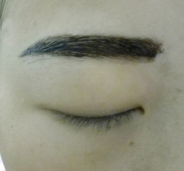 眉膠好還是染眉膏好用？眉膠和染眉膏區(qū)別