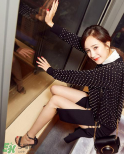 mk相機(jī)包多少錢？michael kors相機(jī)包專柜價(jià)格