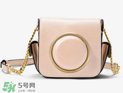 mk相機(jī)包哪個顏色好看？michael kors相機(jī)包有幾種顏色？