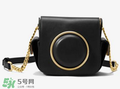 mk相機(jī)包哪個顏色好看？michael kors相機(jī)包有幾種顏色？