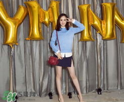 mk相機(jī)包哪個顏色好看？michael kors相機(jī)包有幾種顏色？