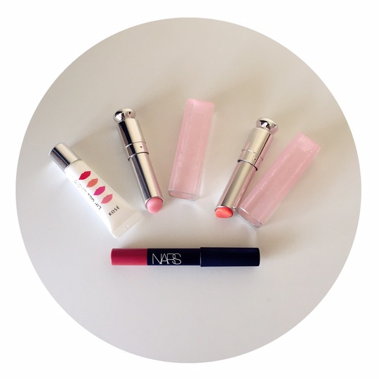 出國(guó)旅游帶什么護(hù)膚品好 出國(guó)旅游帶什么化妝品好 出國(guó)旅游帶什么護(hù)膚品好 出國(guó)旅游帶什么化妝品好