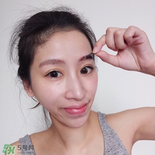 眉膠怎么用？眉膠正確方法圖解