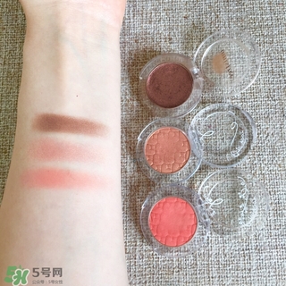 簡(jiǎn)單易學(xué)的眼妝教程 化妝高手們的眼妝推薦 簡(jiǎn)單易學(xué)的眼妝教程 化妝高手們的眼妝推薦