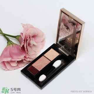 簡(jiǎn)單易學(xué)的眼妝教程 化妝高手們的眼妝推薦 簡(jiǎn)單易學(xué)的眼妝教程 化妝高手們的眼妝推薦