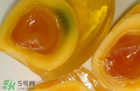 變蛋是堿性食物嗎？變蛋是堿性還是酸性