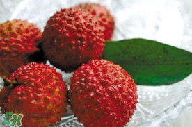 杏和荔枝能一起吃嗎？杏和荔枝一起吃會(huì)中毒嗎？