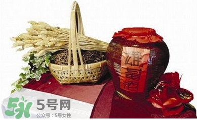 雄黃酒為什么可以驅(qū)蛇？雄黃酒哪里有賣