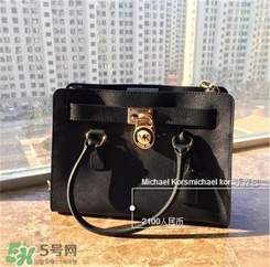 mk鎖頭包正品多少錢？michael kors鎖頭包專柜價格
