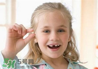 兒童換牙可以吃鈣片嗎?兒童換牙吃什么好？