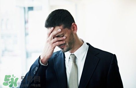 用延時(shí)噴劑后需要戴避孕套嗎？延時(shí)噴劑說(shuō)明及其使用方法