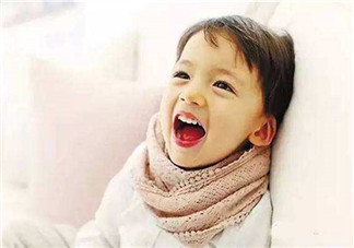 兒童換牙還沒(méi)掉就長(zhǎng)牙正常嗎？?jī)和瘬Q牙先長(zhǎng)牙是為什么？