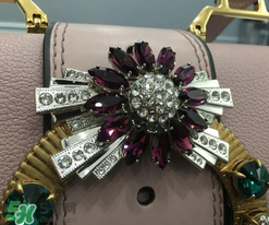 miumiu miulady真假怎么辨別？miulady寶石包真假鑒定